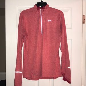 Pink Nike pullover✨